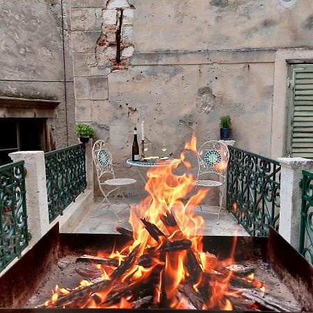 Ferienwohnung V Šibenik Exterior foto