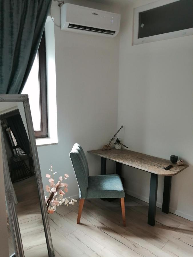 Ferienwohnung V Šibenik Exterior foto