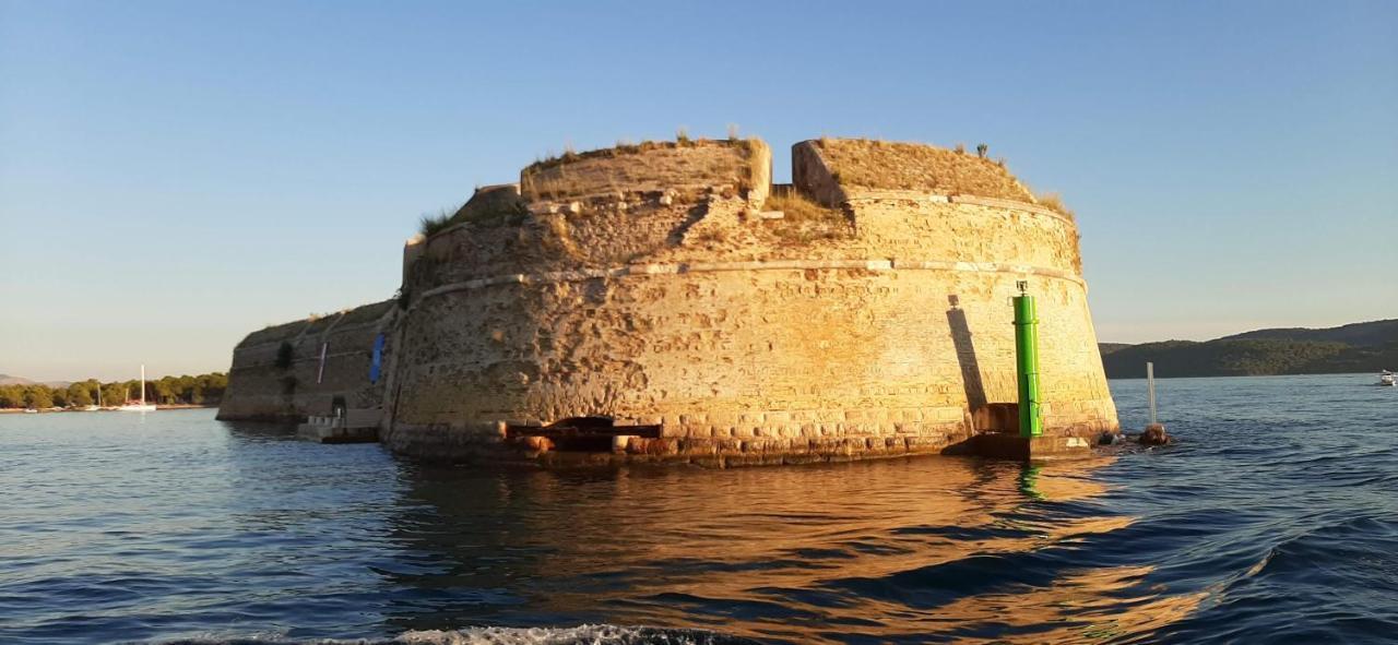 Ferienwohnung V Šibenik Exterior foto
