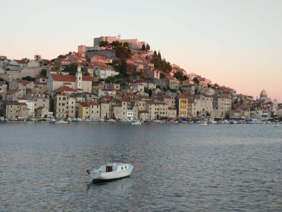 Ferienwohnung V Šibenik Exterior foto